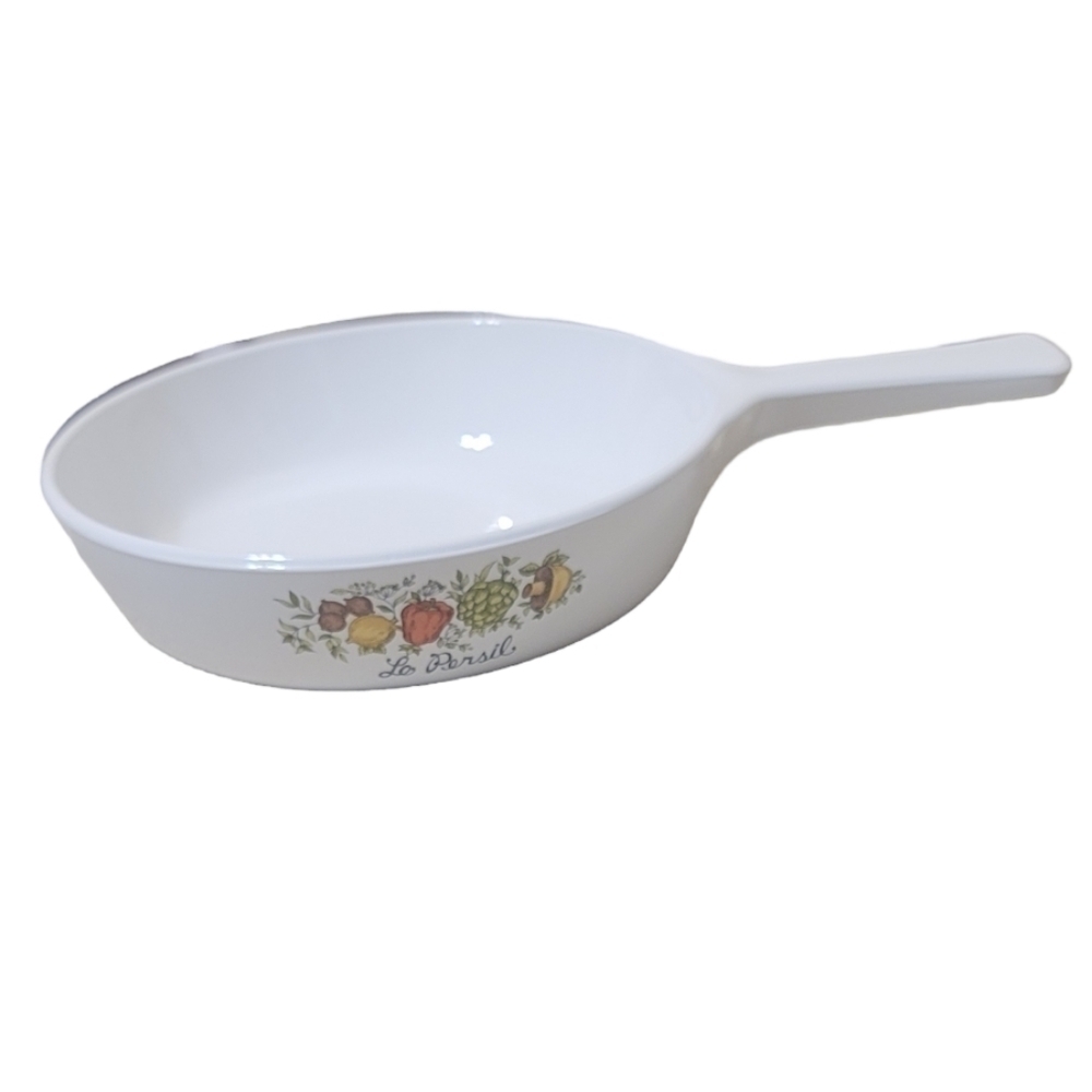 Le Persil Corningwear 6.5" dish with handle